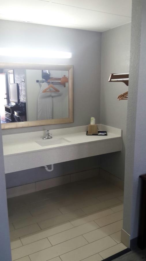 Paris Inn And Suites Dış mekan fotoğraf
