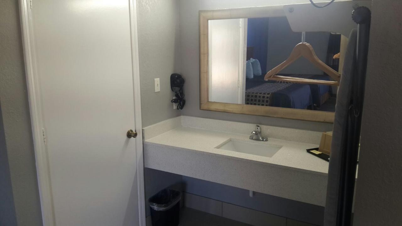 Paris Inn And Suites Dış mekan fotoğraf